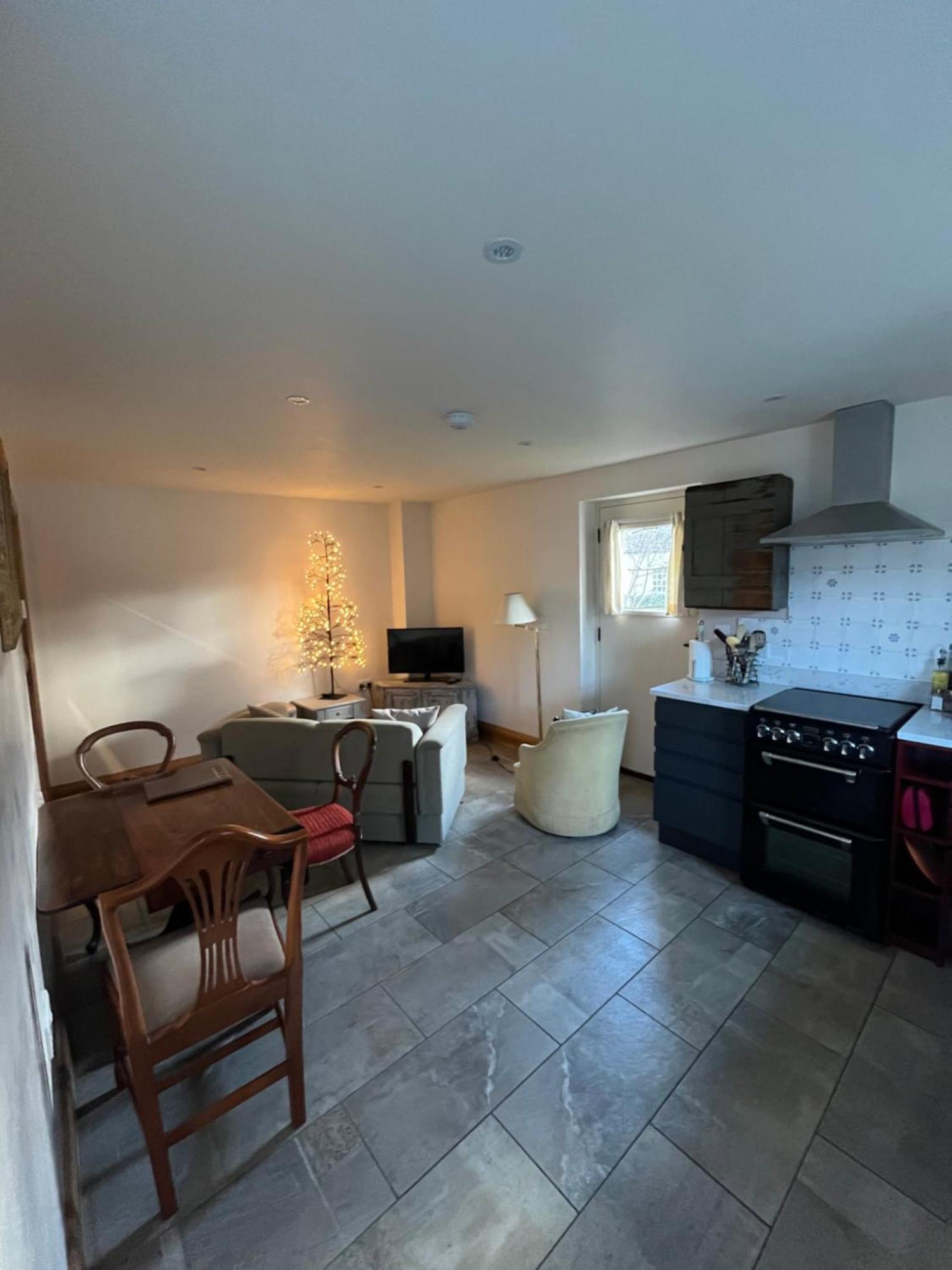 C Farmhouse Accommodation Alne Bagian luar foto